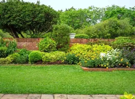 landscaping services Villa Ridge